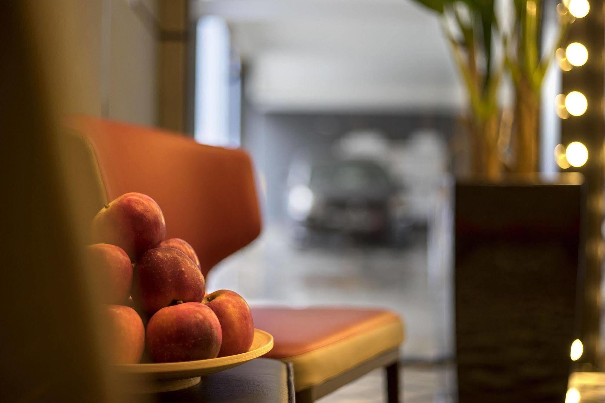 Hotel 81 Premier Hollywood Szingapúr Kültér fotó